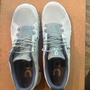 On Cloud Shoe, Cloud 5